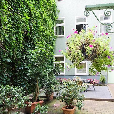 Apartments Kolo 77 Berlin Bagian luar foto